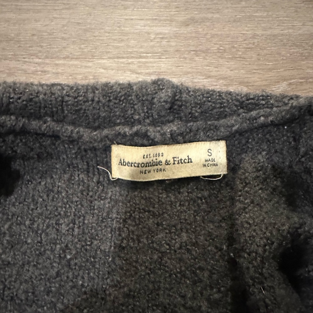 Abercrombie & Fitch Black Sweater